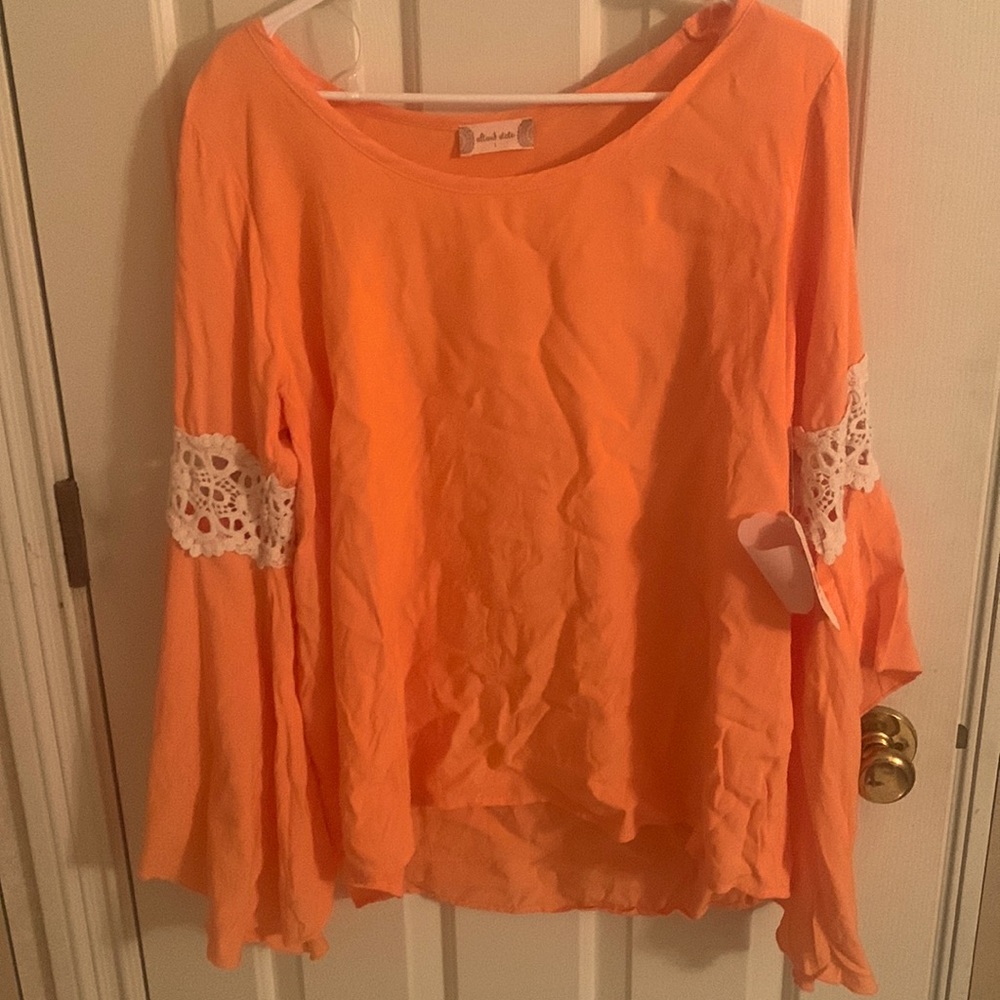 Coral bell sleeve top